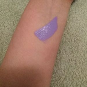 NYX liquid suede in Sway/Emprise